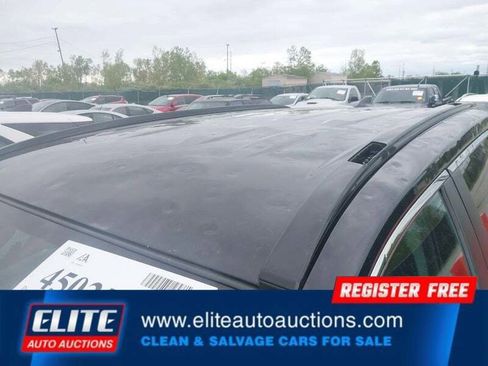 Used 2021 Toyota RAV4 LE AWD/4WD image 35