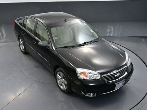 Used 2006 Chevrolet Malibu LTZ image 52