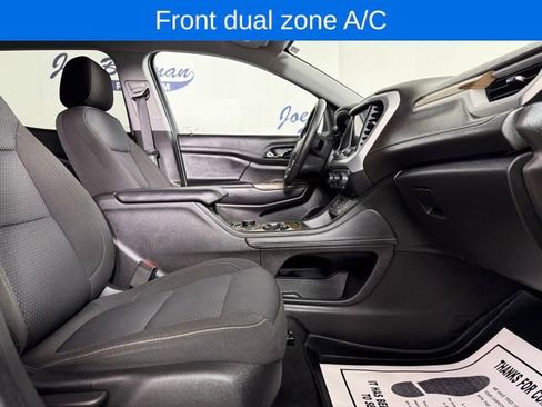 Used 2023 GMC Acadia SLE w/ Driver Convenience Package image 19