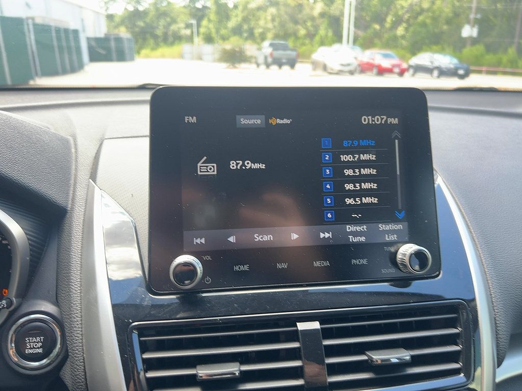 Used 2025 Mitsubishi Eclipse Cross AWD image 9