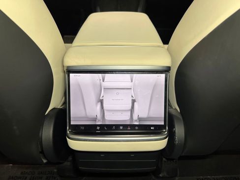 Used 2024 Tesla Model X Plaid AWD/4WD image 18