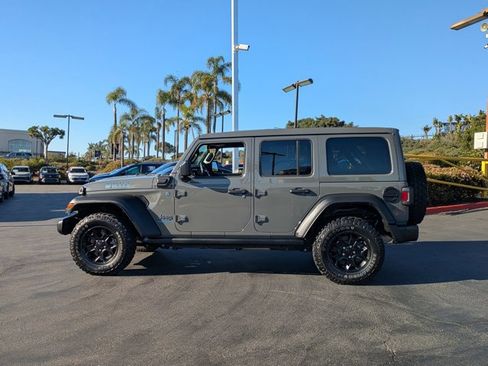 Used 2023 Jeep Wrangler Unlimited w/ Sun & Screen Package image 4