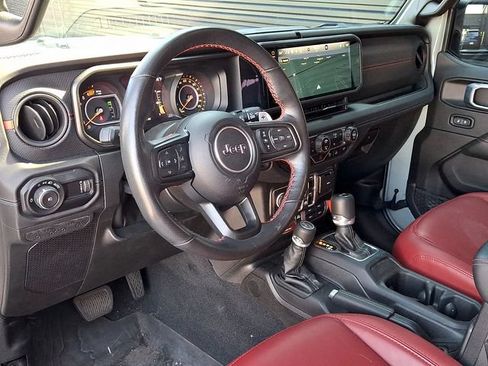 Used 2024 Jeep Wrangler Unlimited Rubicon 392 AWD/4WD image 4