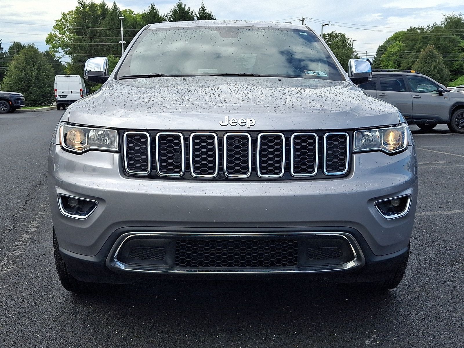 Used 2020 Jeep Grand Cherokee Limited AWD/4WD image 2