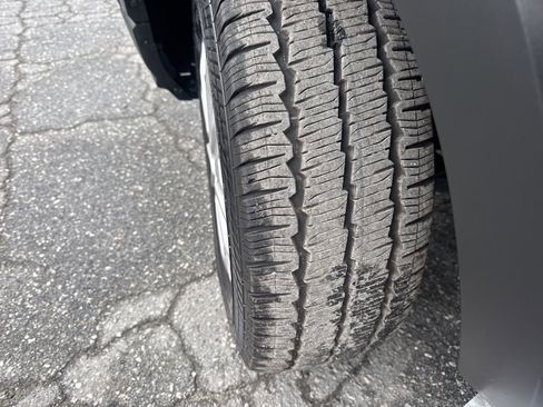 Used 2024 Ford Transit 250 Low Roof w/ Exterior Upgrade Package image 24