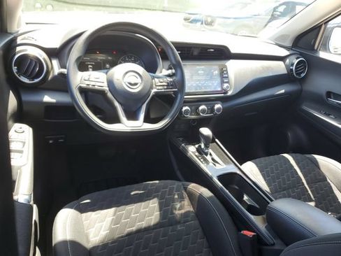 Used 2023 Nissan Kicks SV FWD image 10