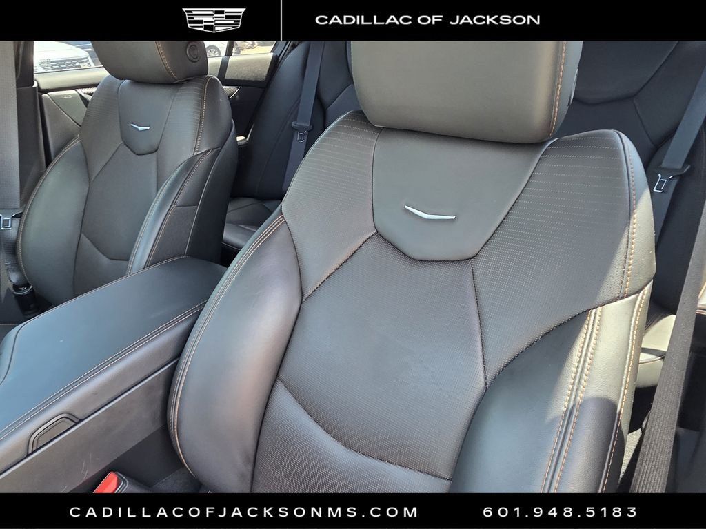 Certified 2025 Cadillac CT5 V w/ Technology Package RWD image 18