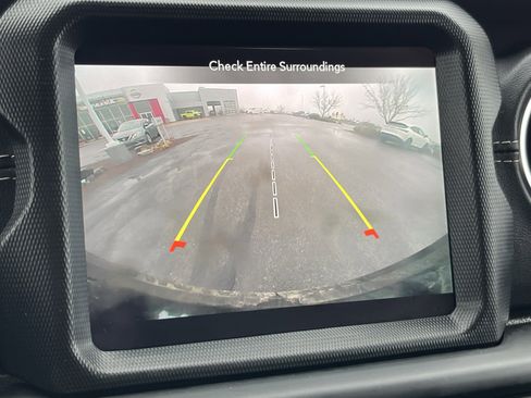 Used 2021 Jeep Wrangler Unlimited Sahara w/ Dual Top Group image 28