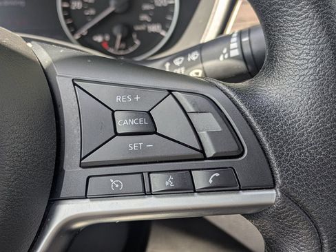 Used 2024 Nissan Altima 2.5 SV FWD image 22