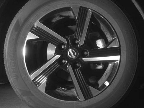 Used 2025 Nissan Sentra SV image 13