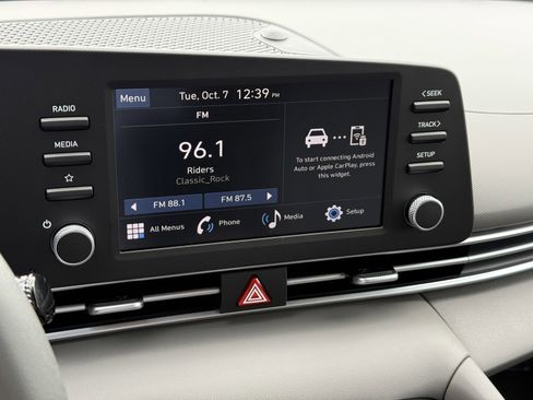 New 2026 Hyundai Elantra SE image 21