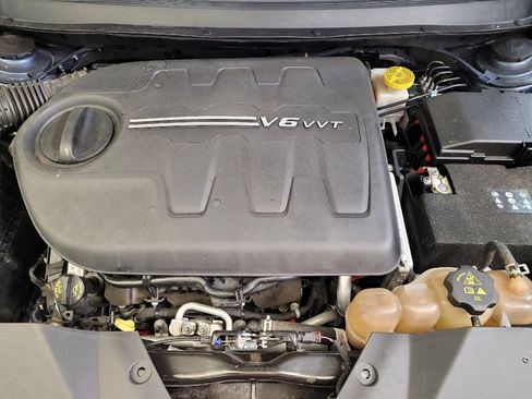 Used 2021 Jeep Cherokee Latitude Lux 80th Anniv w/ Quick Order Package 26U 80TH image 30