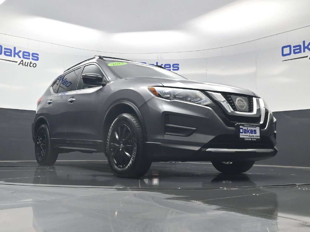 Used 2017 Nissan Rogue SV w/ Midnight Edition AWD/4WD image 37
