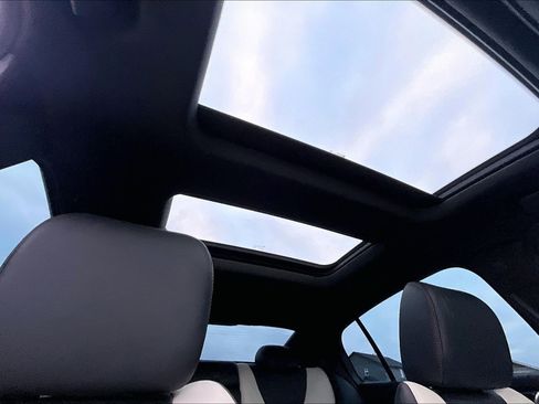 Used 2021 Cadillac CT5 Sport w/ Climate Package image 20