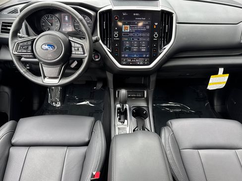 Used 2025 Subaru Ascent Limited AWD/4WD image 13