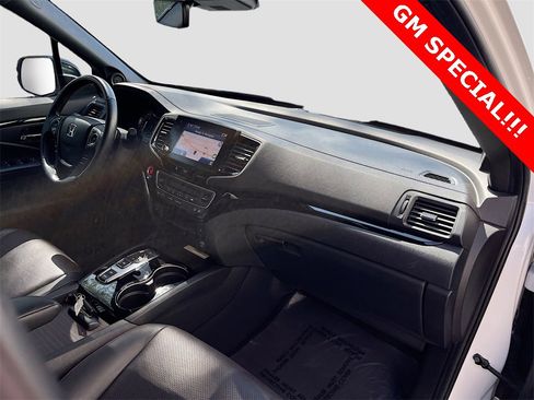 Used 2023 Honda Ridgeline Black Edition image 31