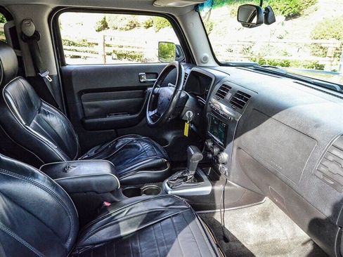 Used 2007 HUMMER H3 image 19