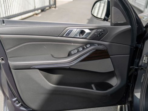 Used 2019 BMW X7 xDrive40i w/ Premium Package image 12