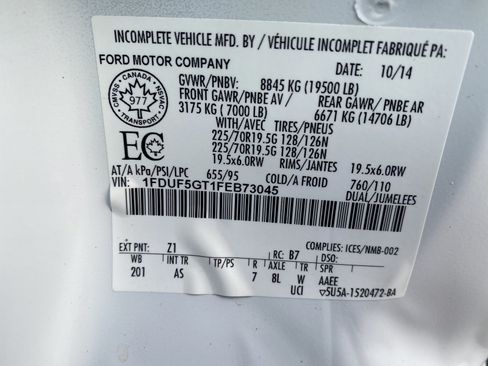Used 2015 Ford F550 2WD Regular Cab Super Duty image 22