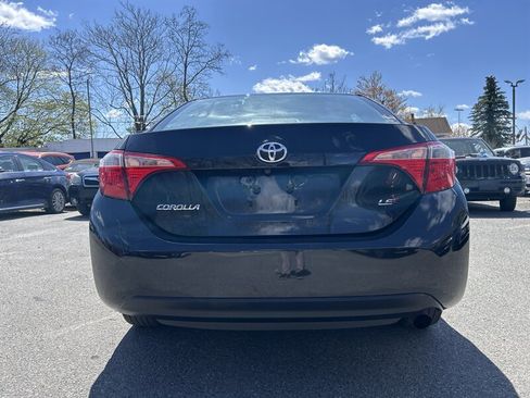 Used 2015 Toyota Corolla LE FWD image 5