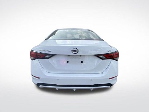 Used 2023 Nissan Sentra SV image 9