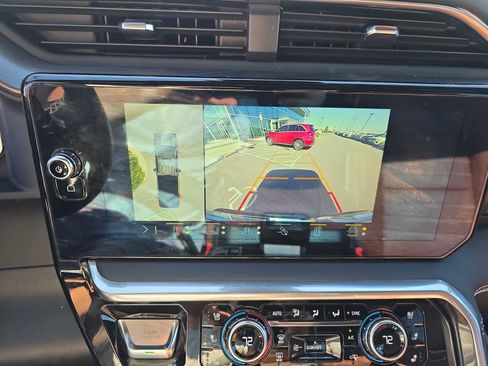 Used 2023 GMC Sierra 1500 Denali Ultimate image 11