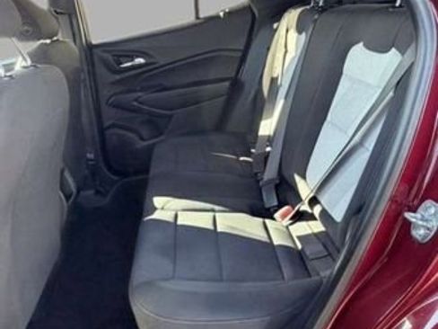 Used 2024 Chevrolet Trax RS image 31