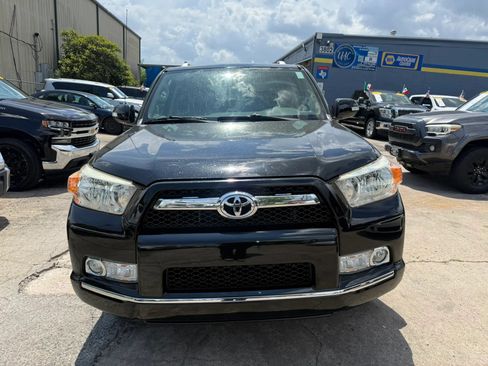 Used 2011 Toyota 4Runner SR5 RWD image 2