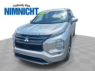 Used 2025 Mitsubishi Outlander SE FWD video 1
