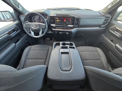 Used 2024 GMC Sierra 1500 SLE image 10
