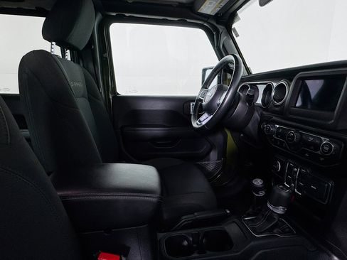 Used 2021 Jeep Wrangler Unlimited Sahara image 28