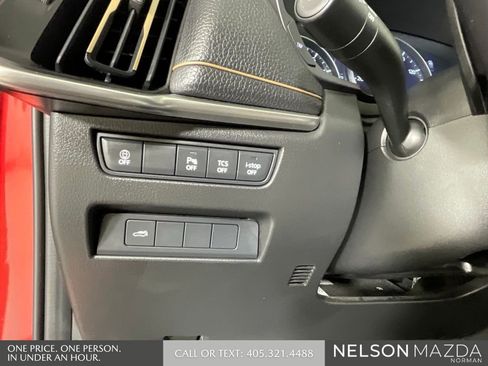 Certified 2025 MAZDA CX-90 3.3 Turbo w/ Preferred Package image 39