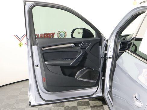 Used 2023 Audi SQ5 Premium Plus image 23