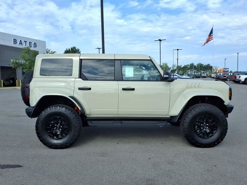 New 2026 Ford Bronco Raptor AWD/4WD image 2