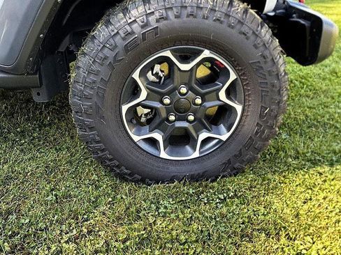 New 2023 Jeep Gladiator Rubicon w/ LED Lighting Group image 28