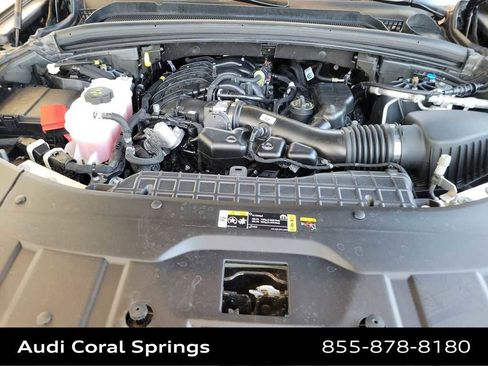 Used 2025 Jeep Grand Cherokee Summit AWD/4WD image 9
