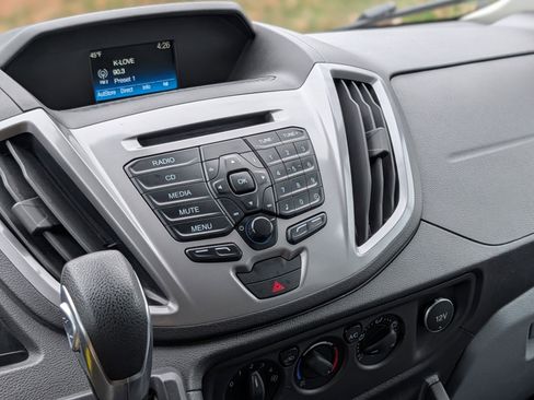 Used 2017 Ford Transit 350 XLT image 17