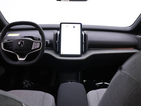 New 2025 Volvo EX30 Ultra w/ Protection Package Premier image 8