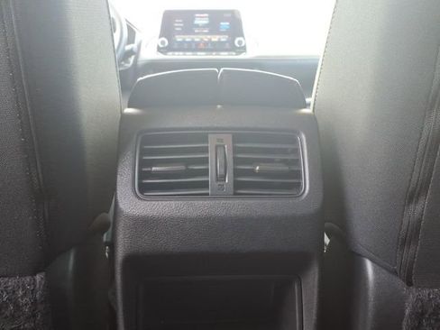 Used 2023 Nissan Rogue S AWD/4WD image 18