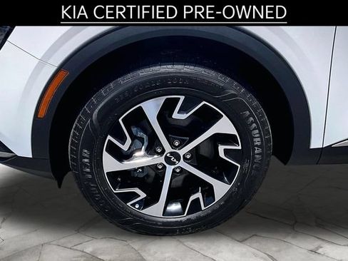 Certified 2024 Kia Sportage EX AWD/4WD image 8