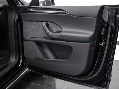 Used 2022 Tesla Model X Plaid image 52