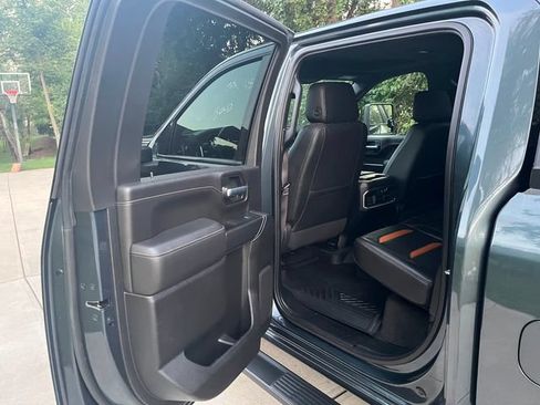 Used 2020 GMC Sierra 2500 AT4 w/ AT4 Premium Package AWD/4WD image 18