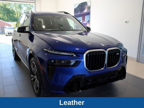 Used 2025 BMW X7 M60i AWD/4WD image 2