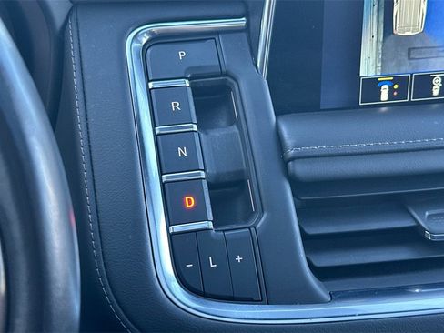 Used 2022 Chevrolet Tahoe High Country image 26