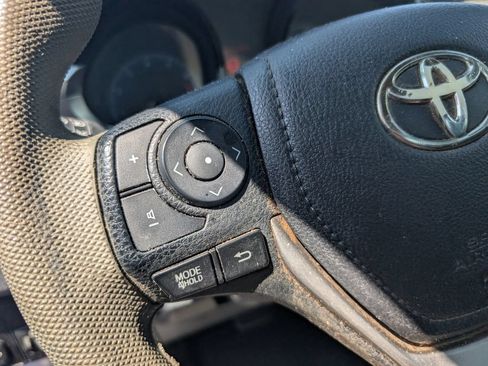 Used 2016 Toyota Corolla S FWD image 13