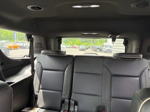 Used 2021 Chevrolet Tahoe Premier RWD image 11