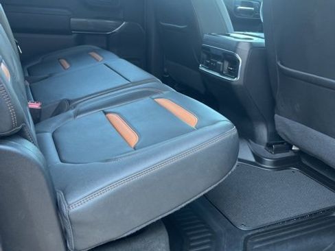 Used 2021 GMC Sierra 1500 AT4 image 9