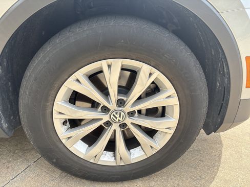 Used 2019 Volkswagen Tiguan S w/ Driver Assistance Package FWD image 13
