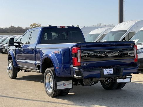 New 2026 Ford F450 Platinum image 5