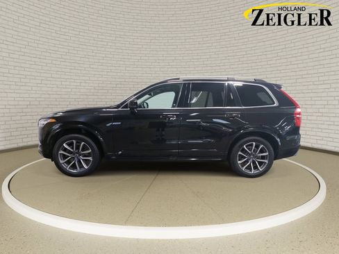 Used 2019 Volvo XC90 T6 Momentum AWD/4WD image 8